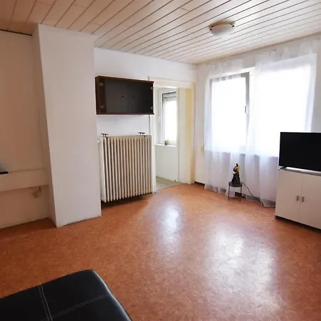Work And Apartmán *